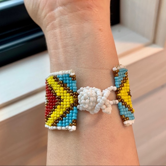 Seed bead bracelet - Picture 4 of 5